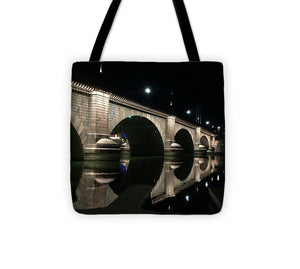 London Bridge Stillness #1 - Tote Bag